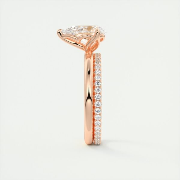 Pear-Shaped Diamond Solitaire Ring with Side Diamonds - Image 4