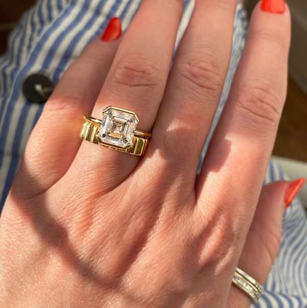 Asscher Cut Diamond Bezel Solitaire Ring - Image 30